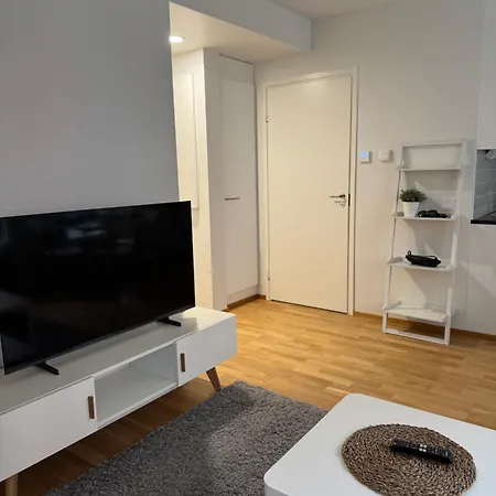 Malskin Taehti, Ilmainen Parkki * Lahtis